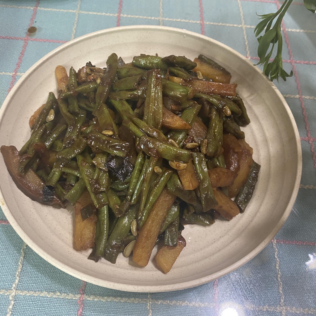 土豆炖豆角