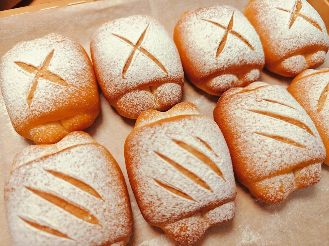 软到不知所措的牛奶卷