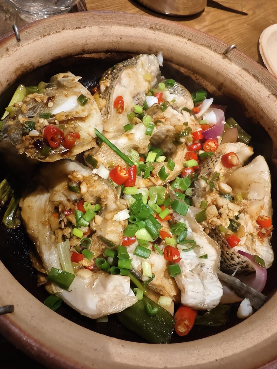 鲈鱼鲜虾煲，这样做太绝了