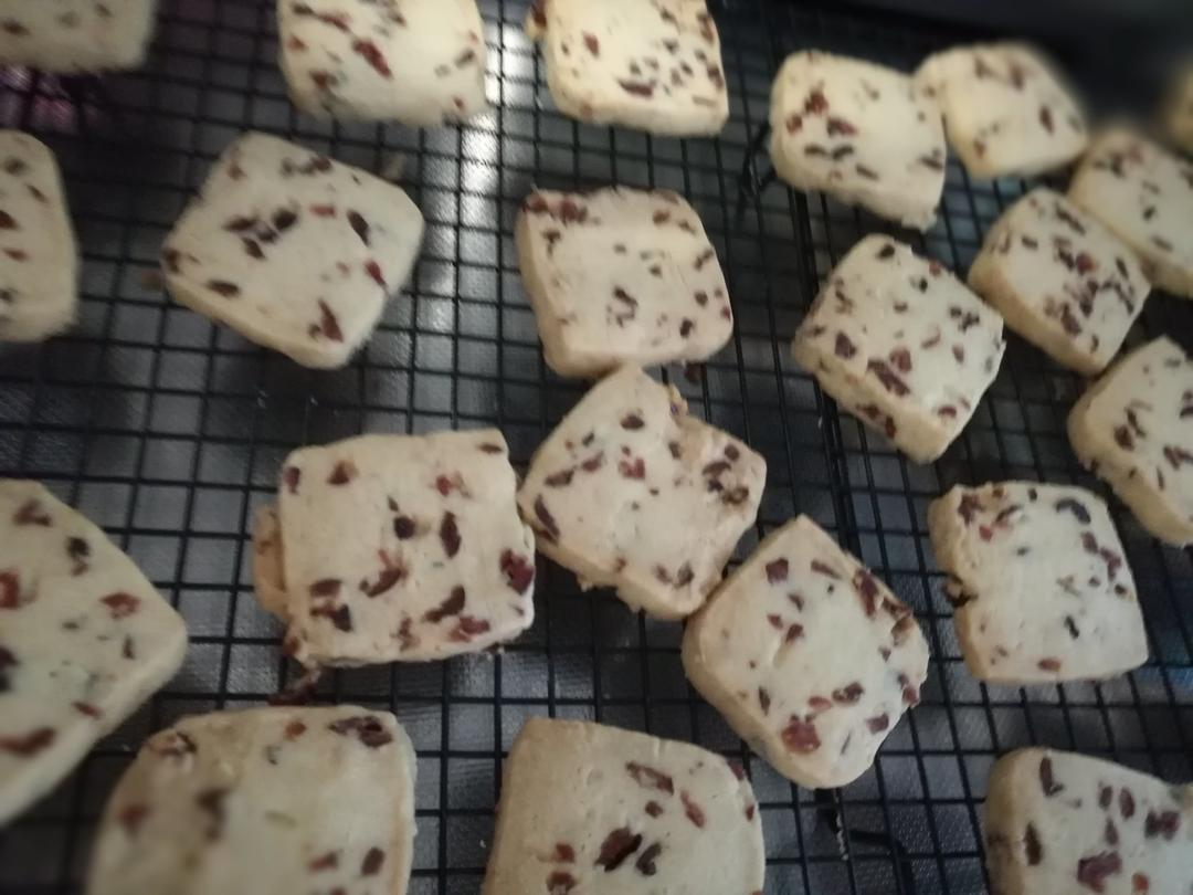 大份量的蔓越莓饼干