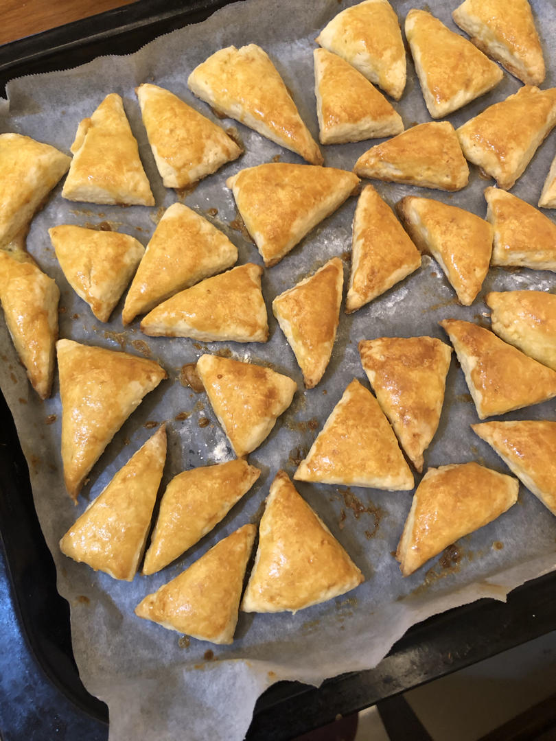 Mini司康~淡奶油消耗大法！