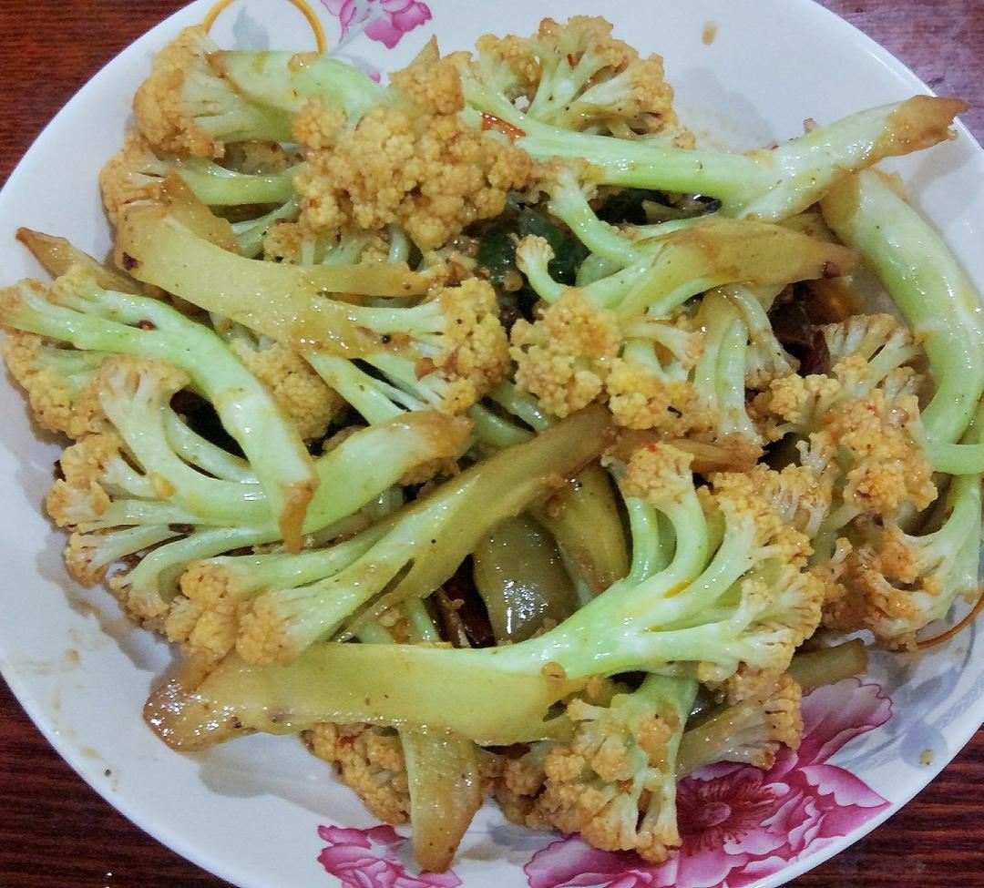 画尘听微雨做的炒花菜