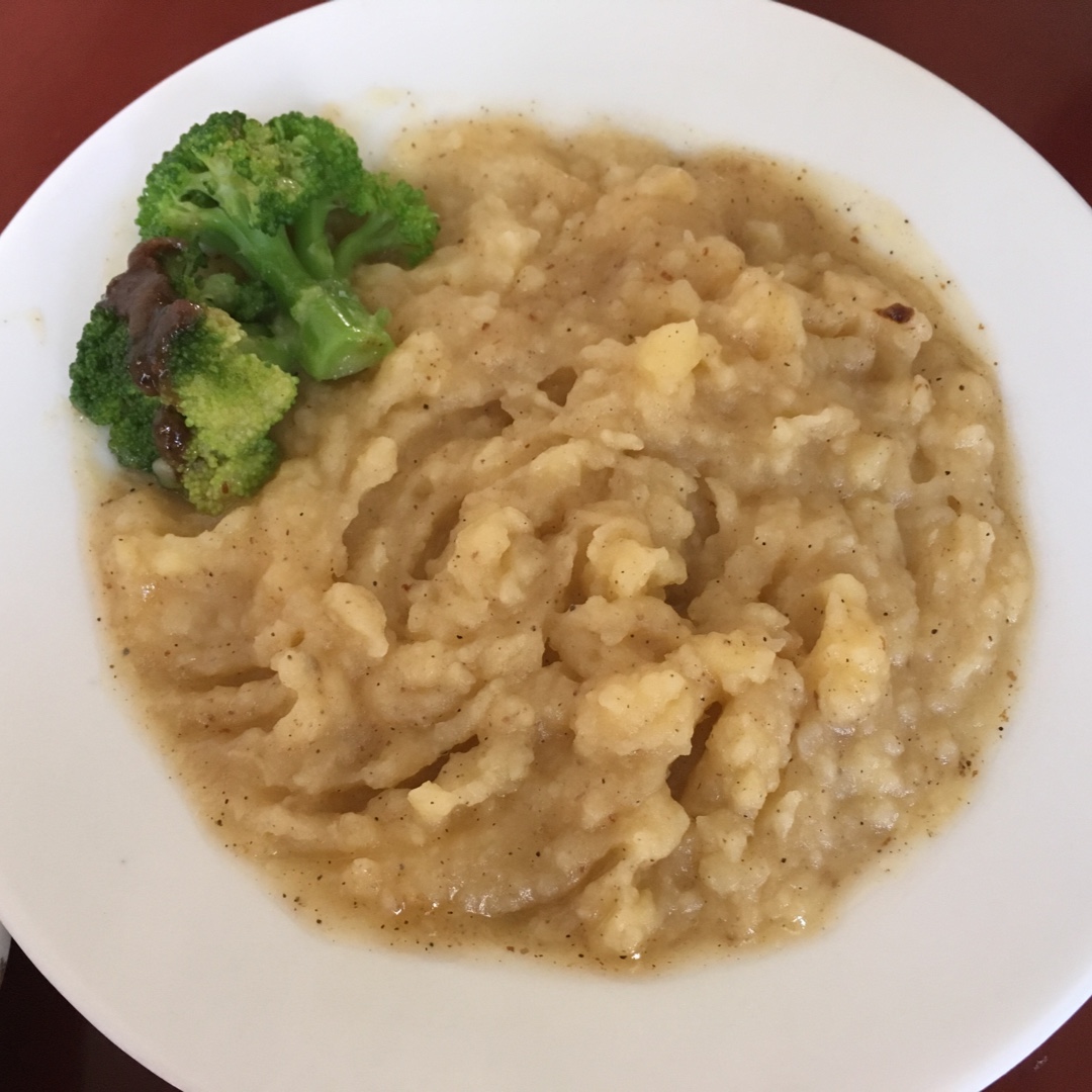 黑胡椒汁土豆泥