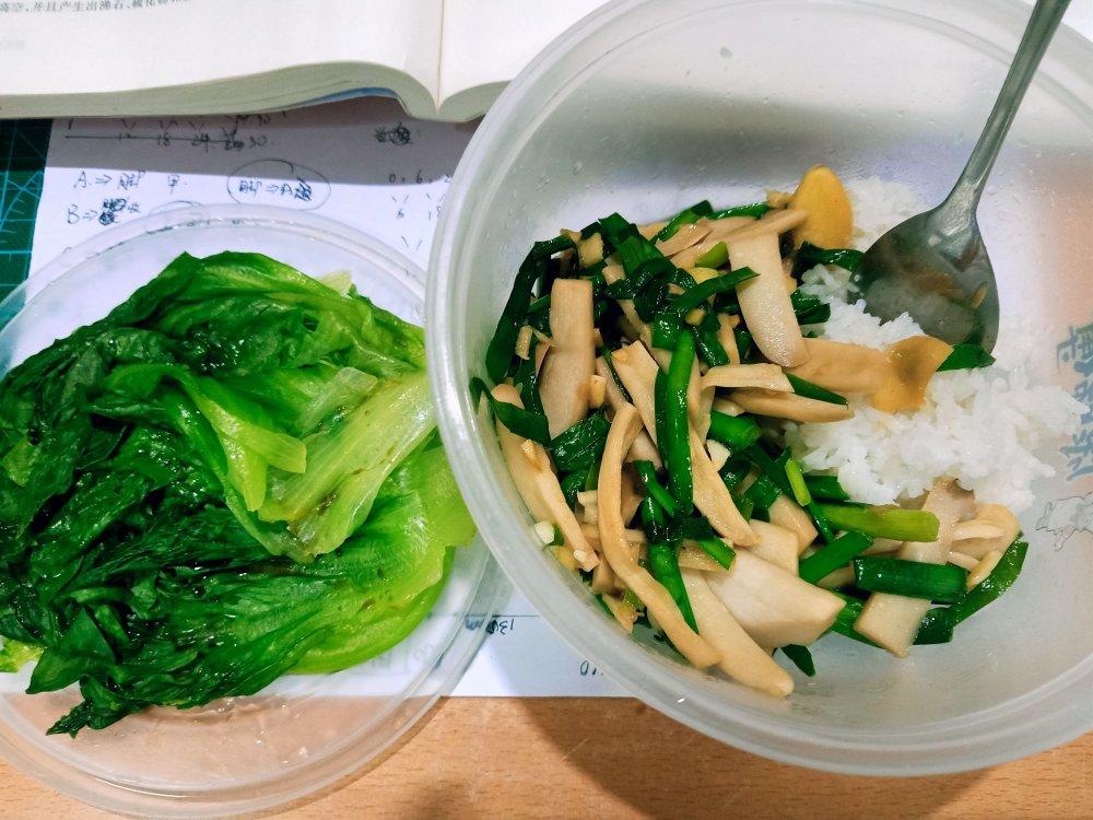 素炒平菇