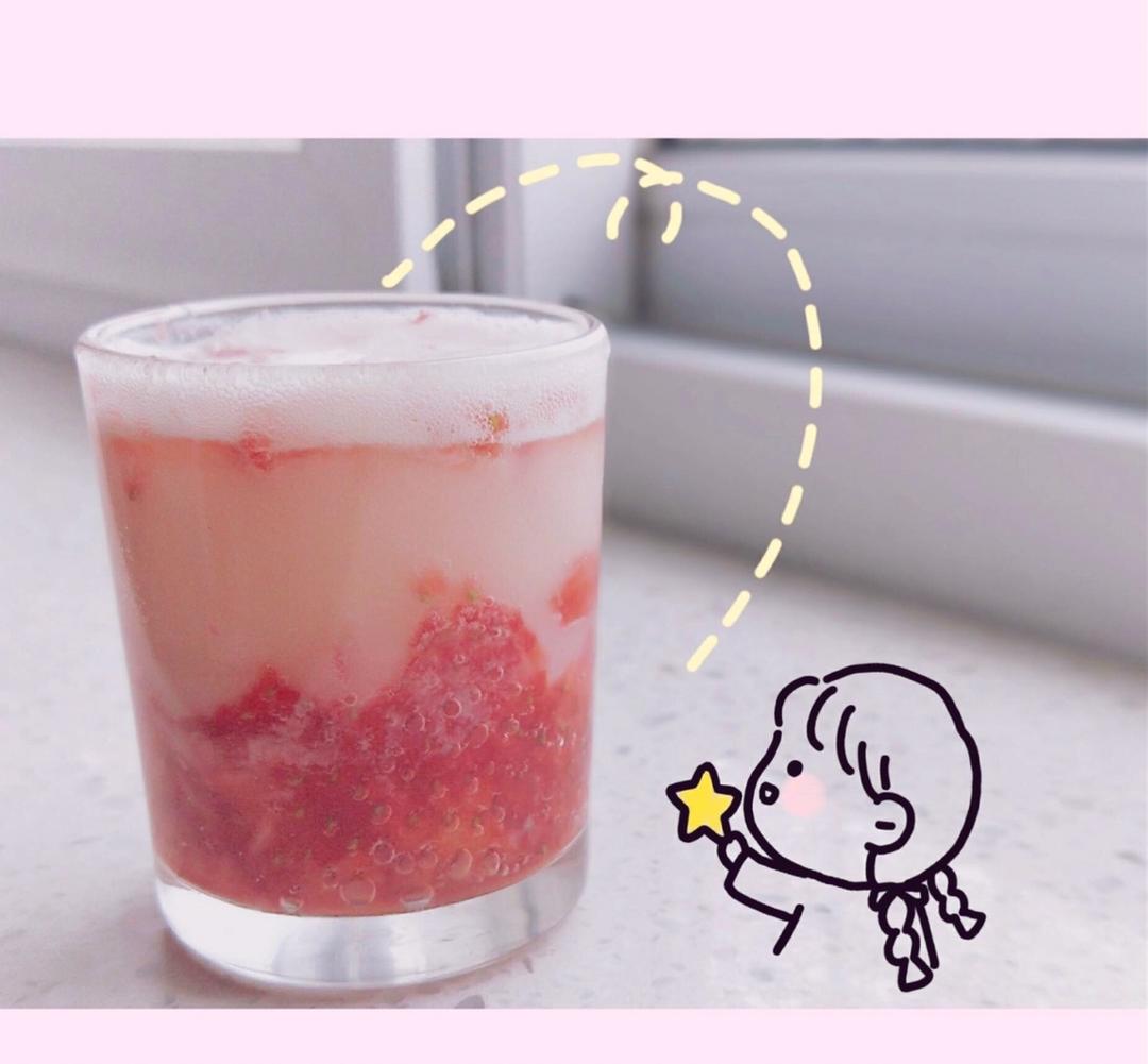 网红饮品～草莓雪碧养乐多