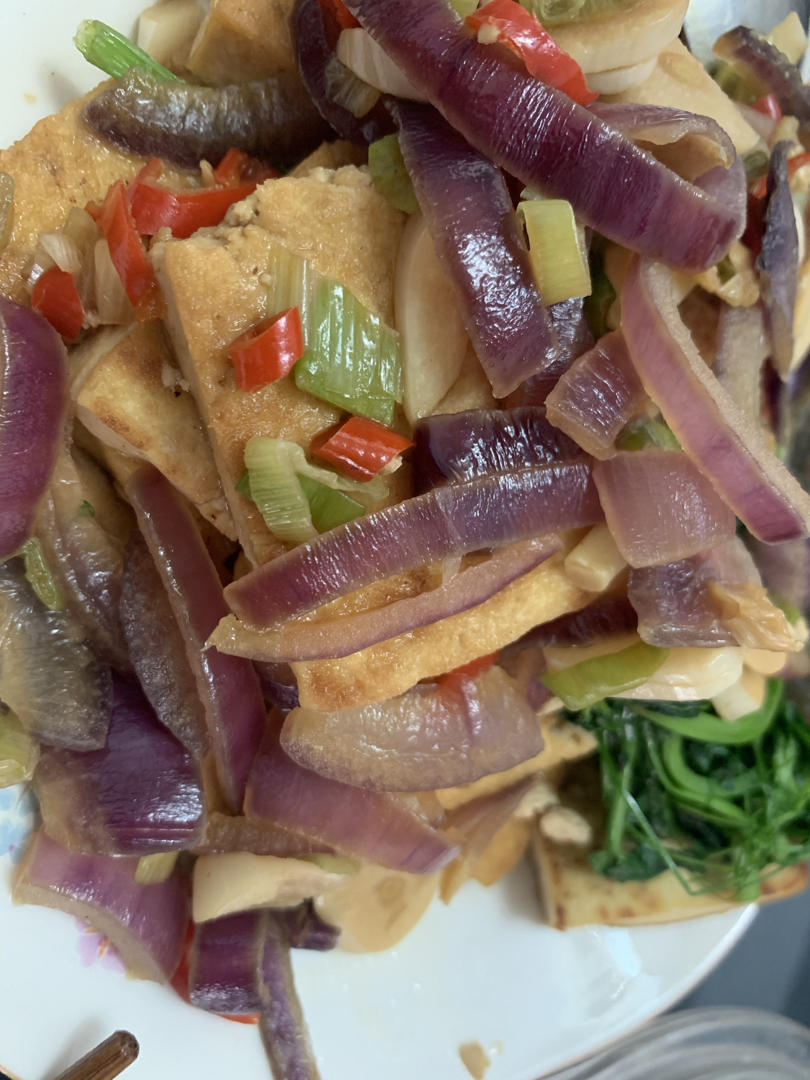 我独自李食堂-烧豆腐