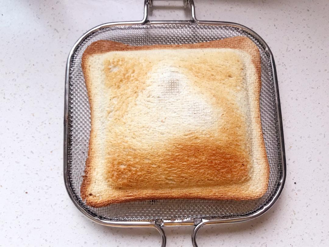 风靡美食圈的热压三明治