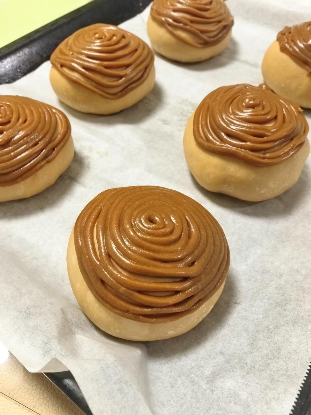 满满咖啡香气的帕帕罗蒂咖啡面包，吃过一次就忘不了！