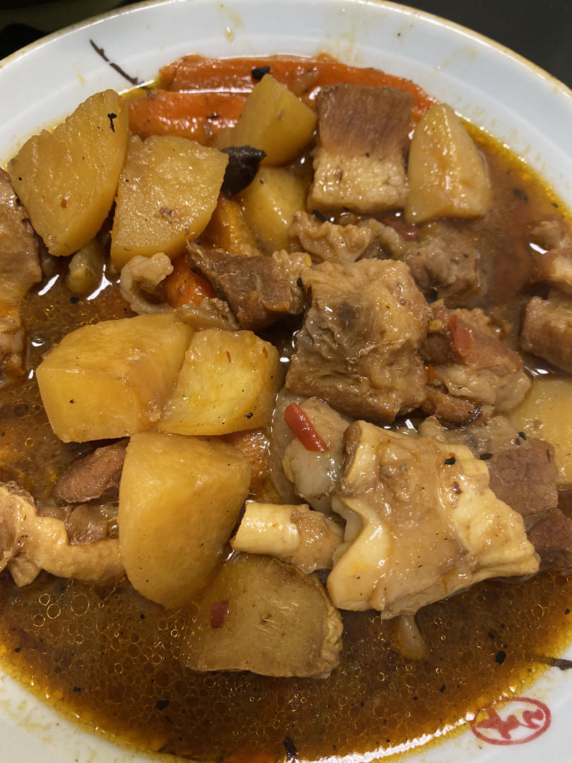 土豆焖牛腩