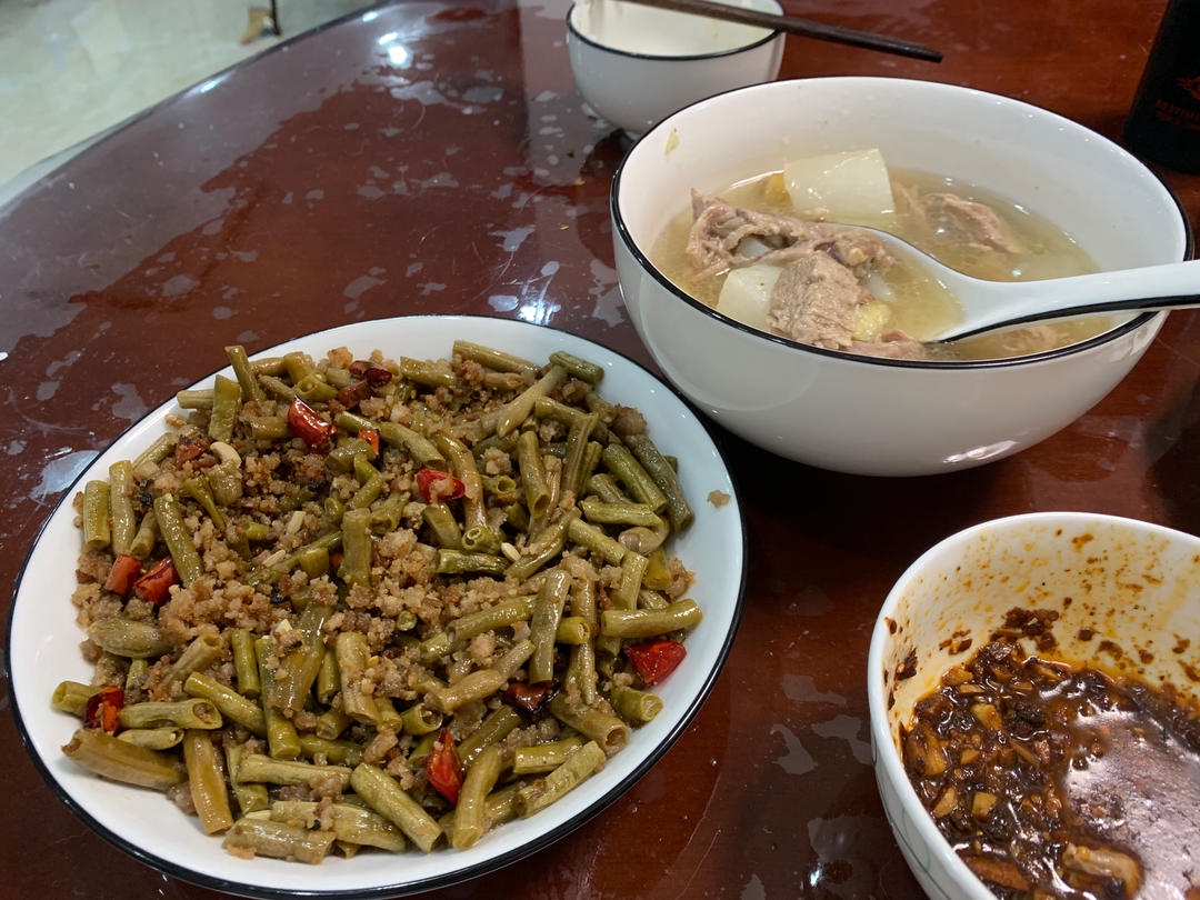 酸豆角肉沫