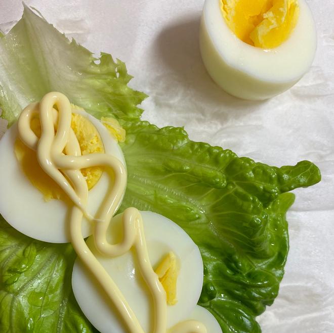【早餐】生菜包蛋<无麸质>的做法