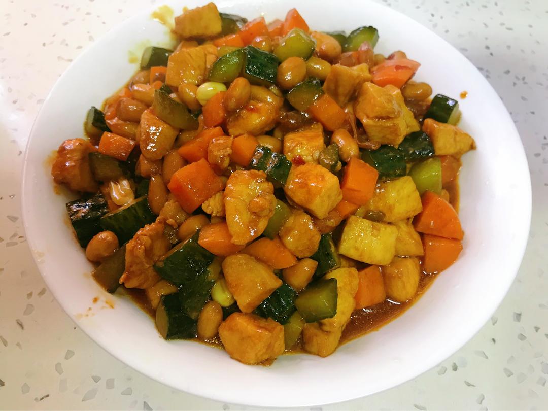 简单又美味的😋宫保鸡丁