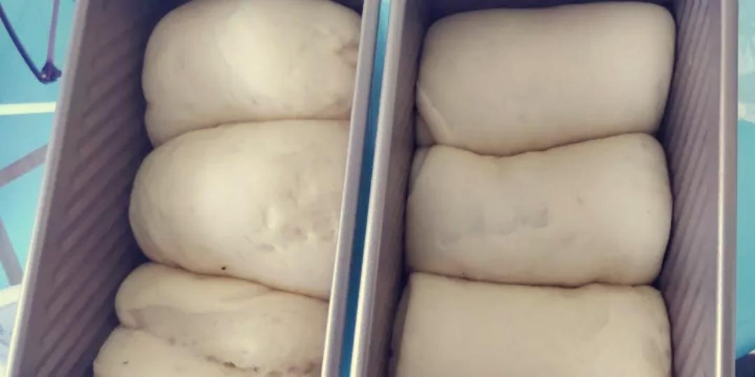 不塌不凹的纸杯戚风蛋糕