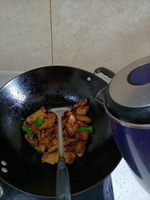 茶树菇烧鸡的做法 步骤13