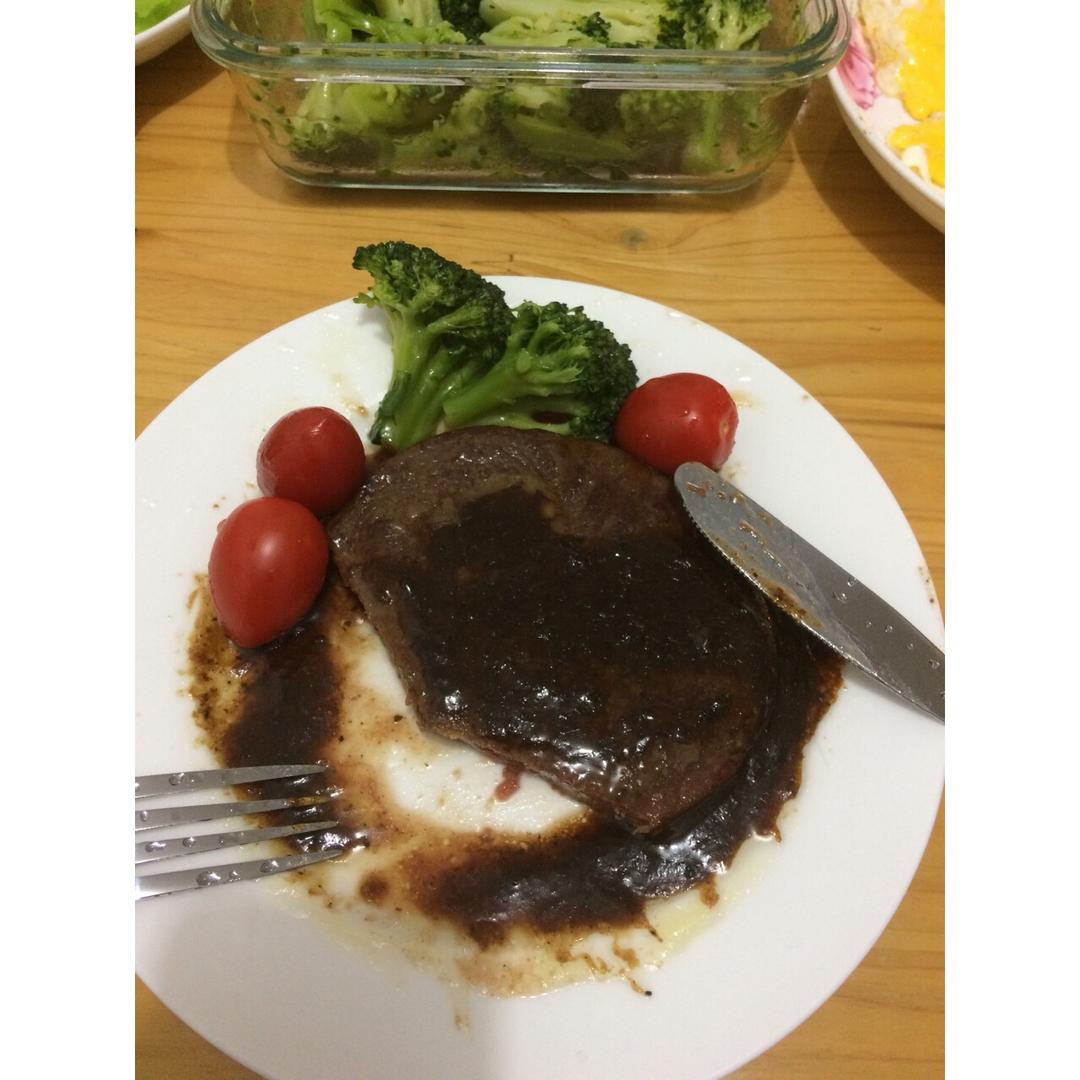 黑椒牛排