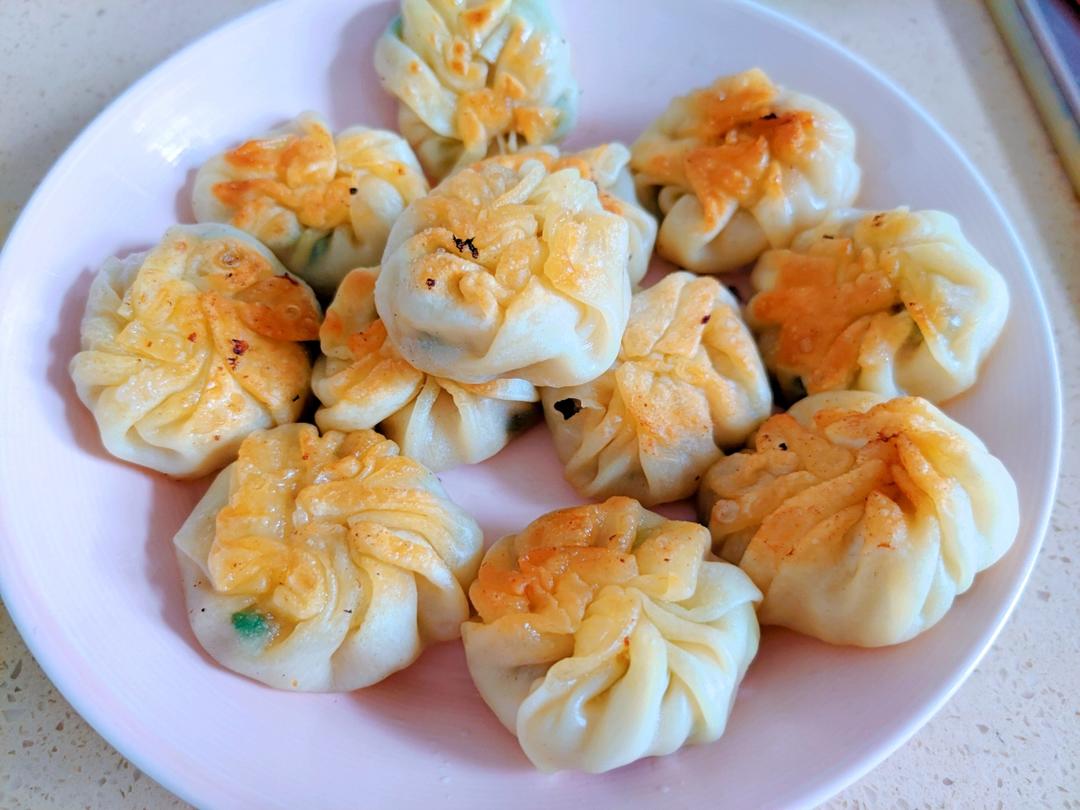 饺子皮版生煎包