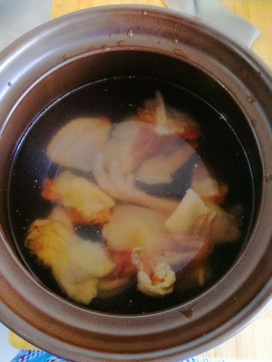松茸鸡汤的做法 步骤4