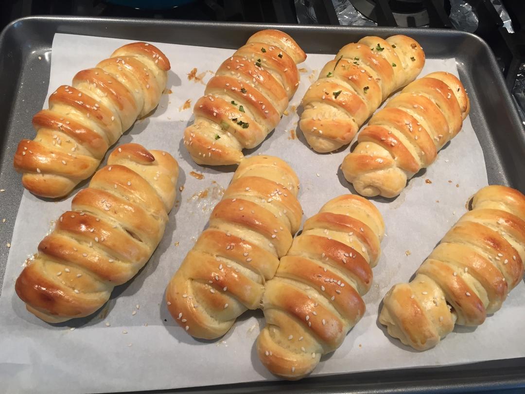 毛毛虫肉松面包