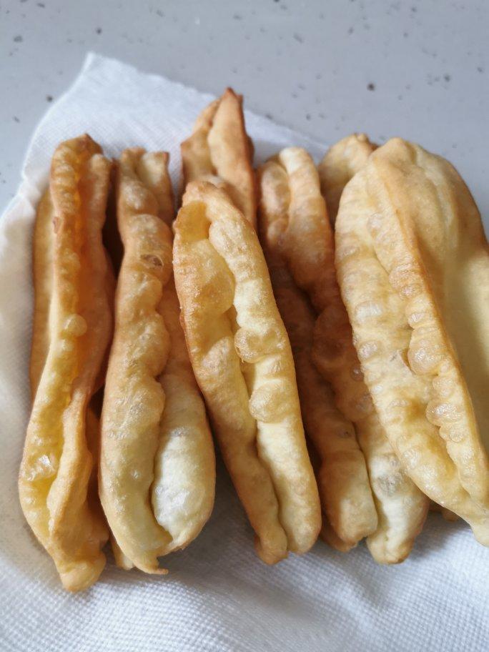 酥软小油条（早餐）