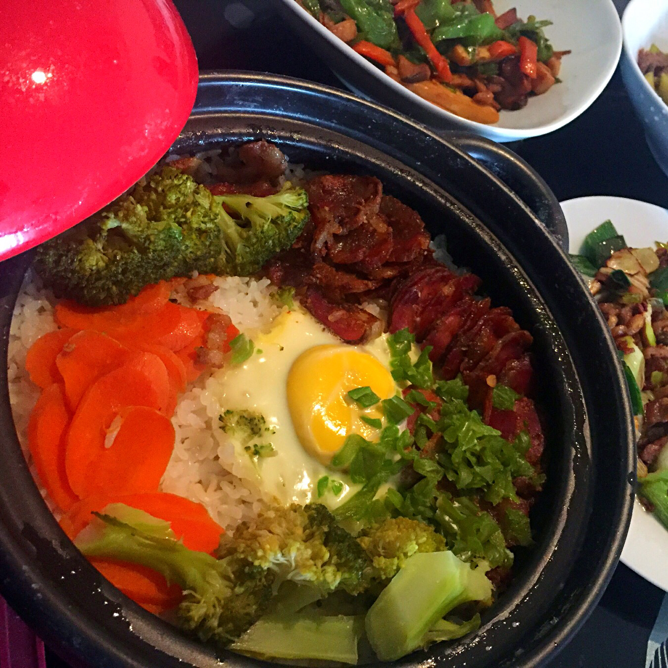 香肠煲仔饭