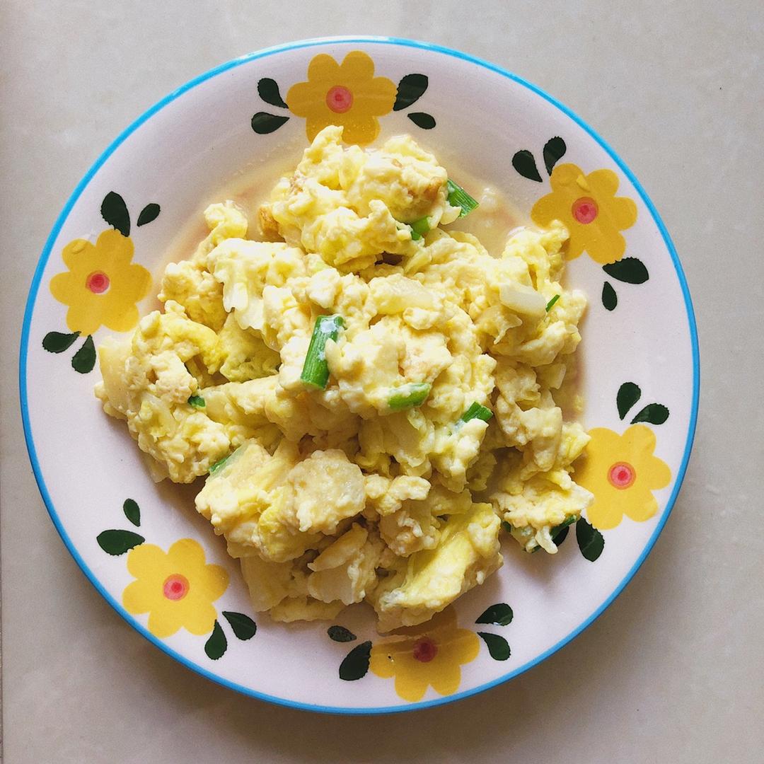 简单快手家常菜——大白菜炒鸡蛋