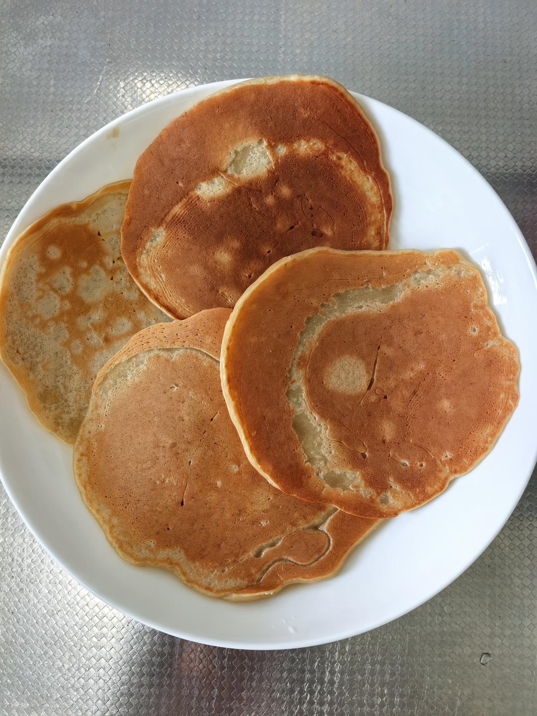 【减脂早餐】无油香蕉松饼（超简单）