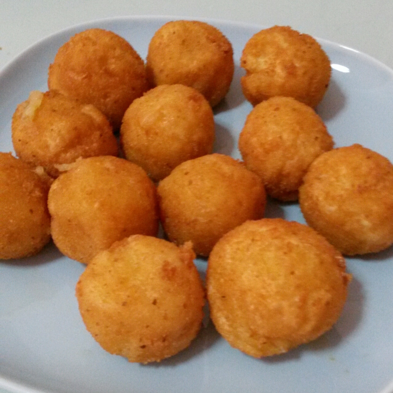 脆皮土豆芝士球