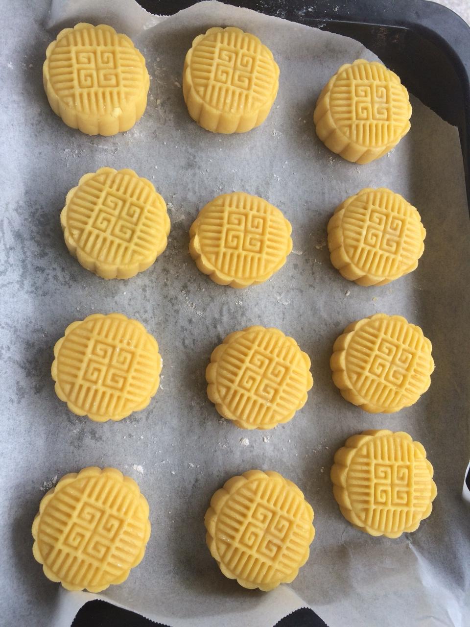 超虐的半岛酒店奶黄月饼（赖子自留帖）