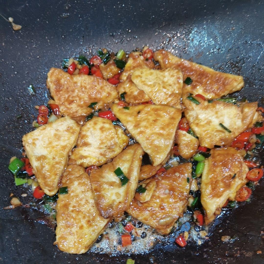 焖煎豆腐