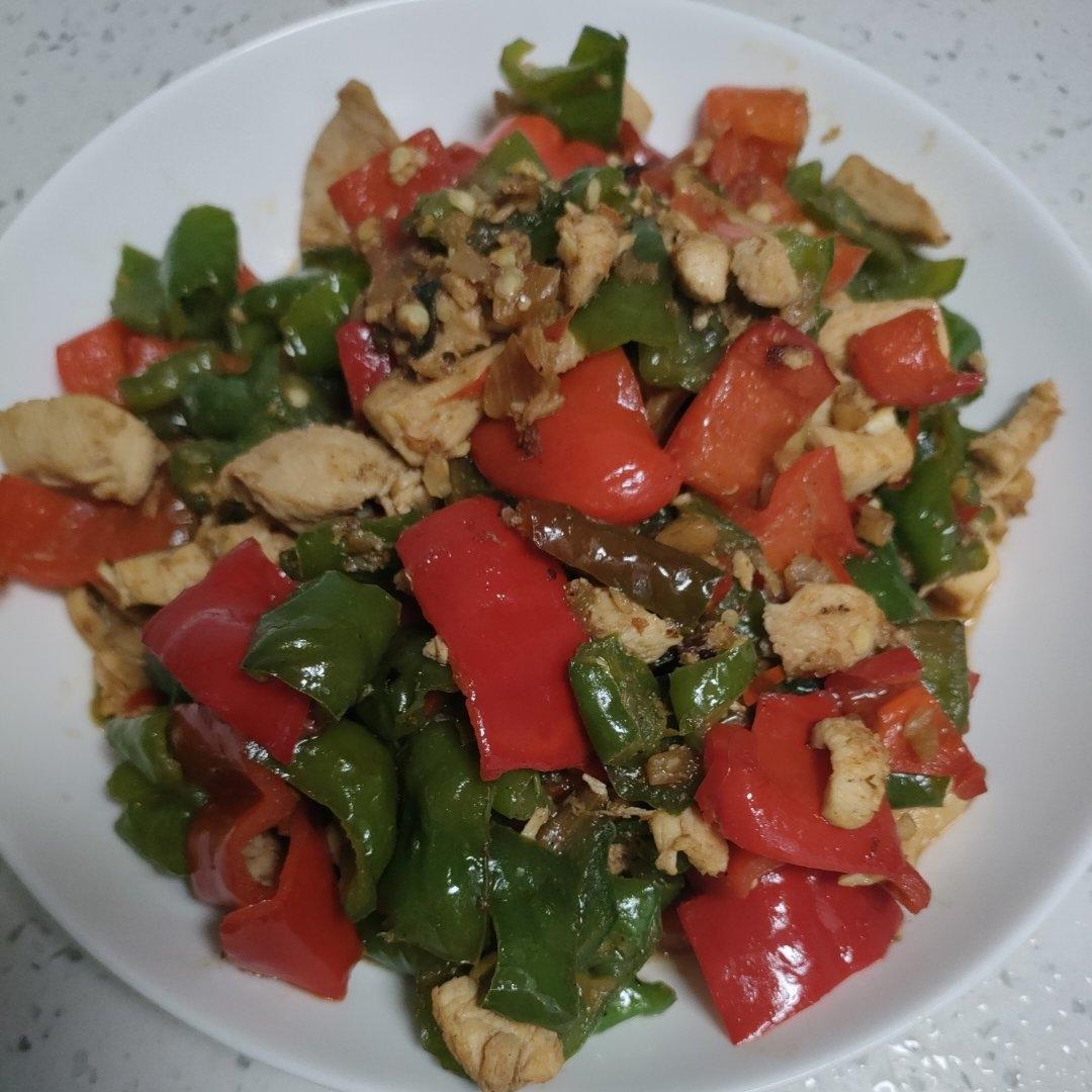 超下饭的小炒鸡丁做法
