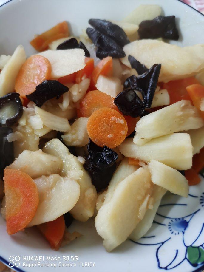 清炒淮山木耳胡萝卜