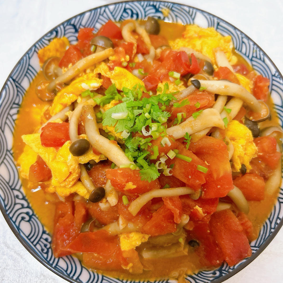 番茄海鲜菇炒蛋，好吃家常菜，增强免疫力