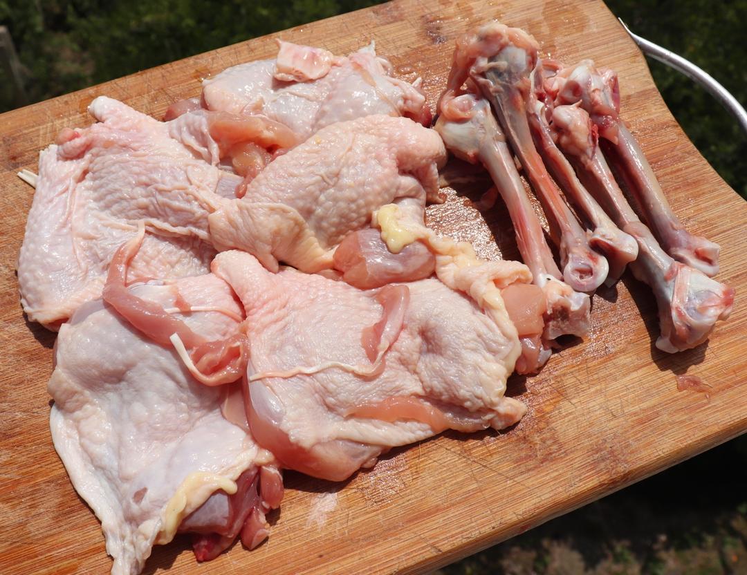 快速鸡腿去骨