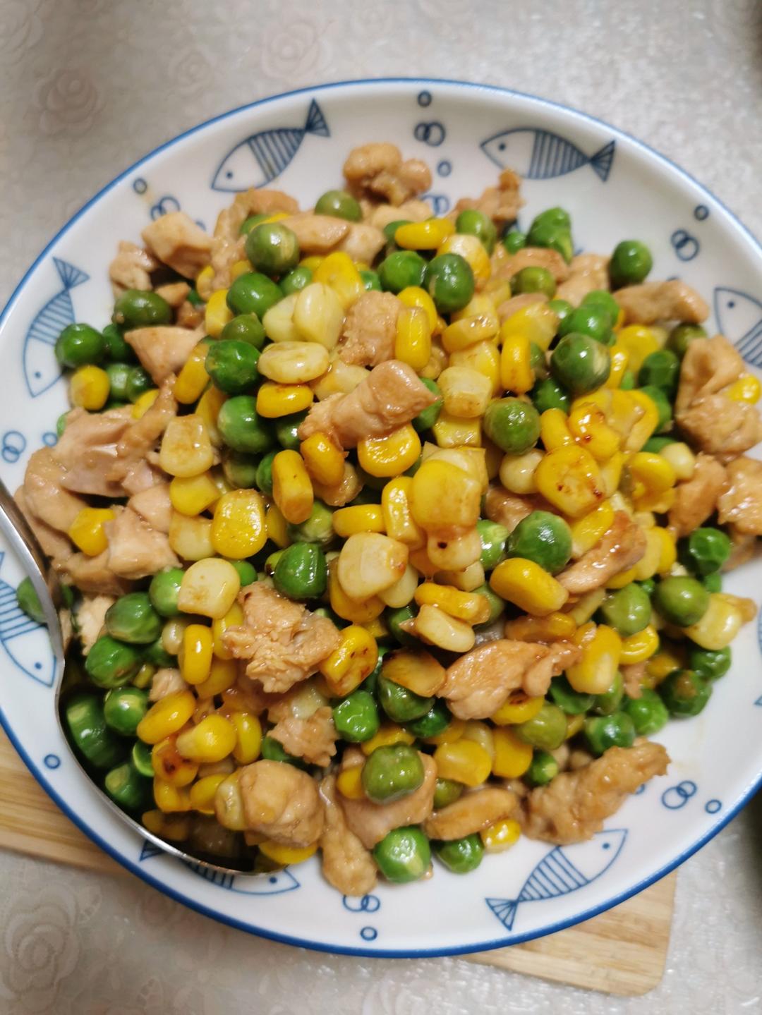 玉米鸡丁