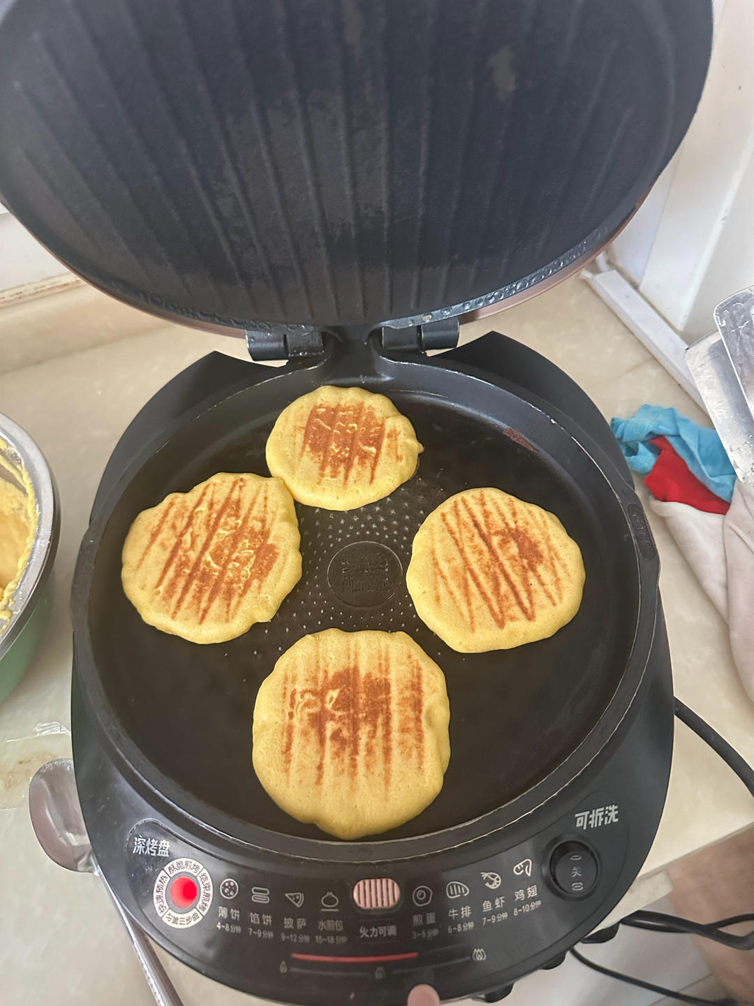 二十年面点老师傅分享的「玉米面饼子」做法，玉米控抓紧收😄😄😄