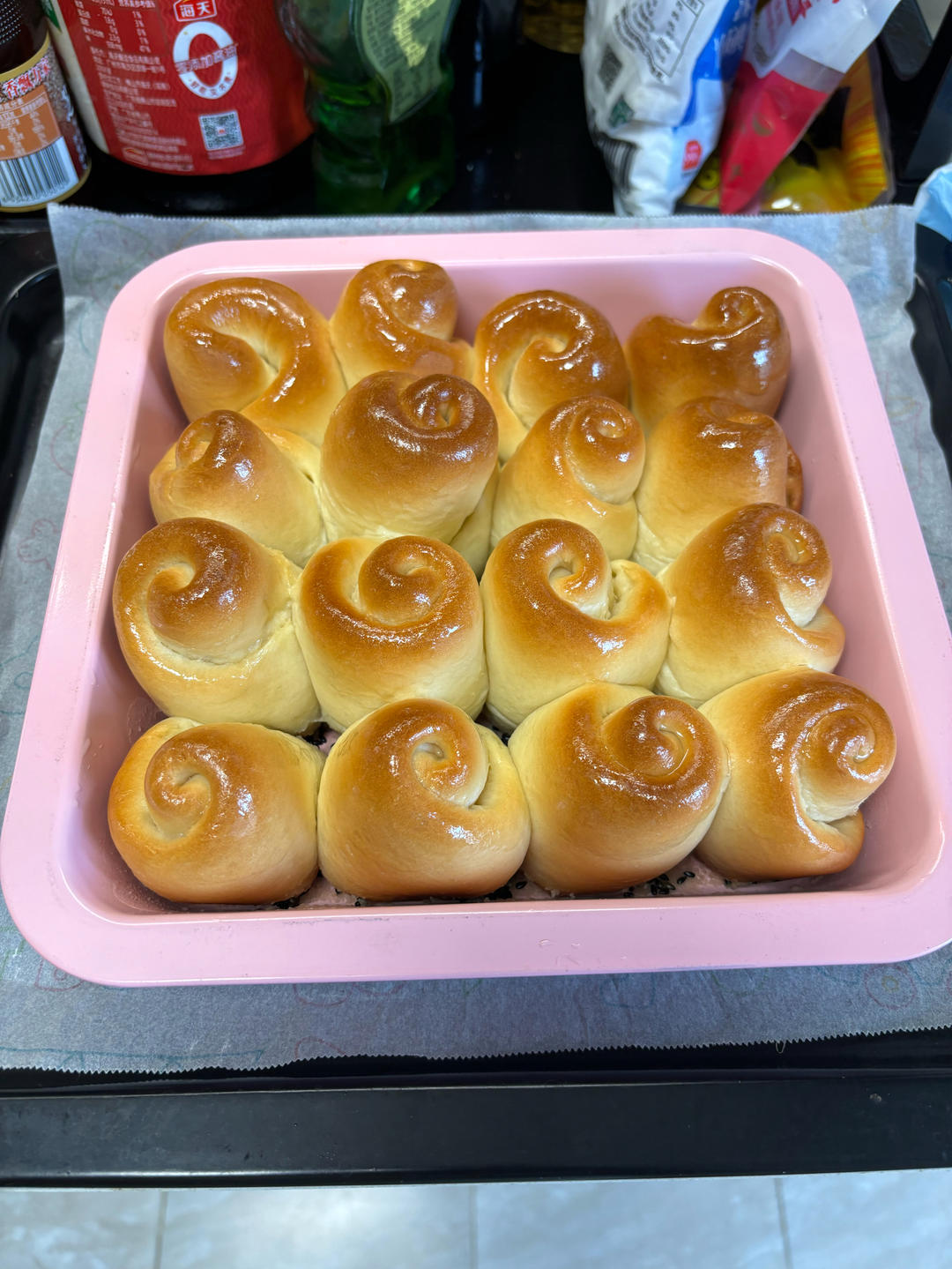 脆底蜂蜜小面包
