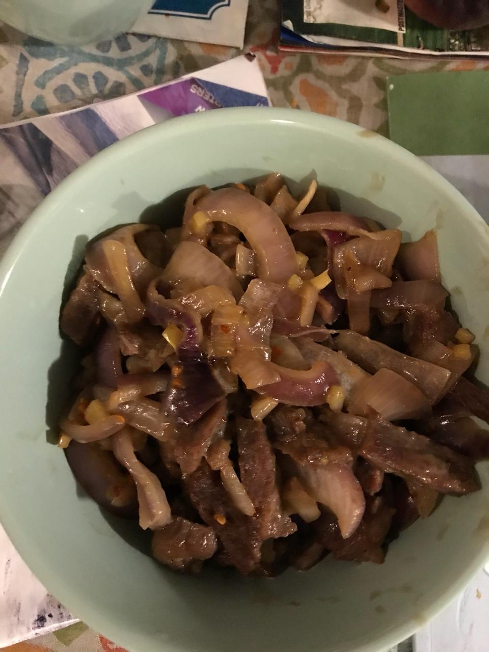 洋葱炒牛肉