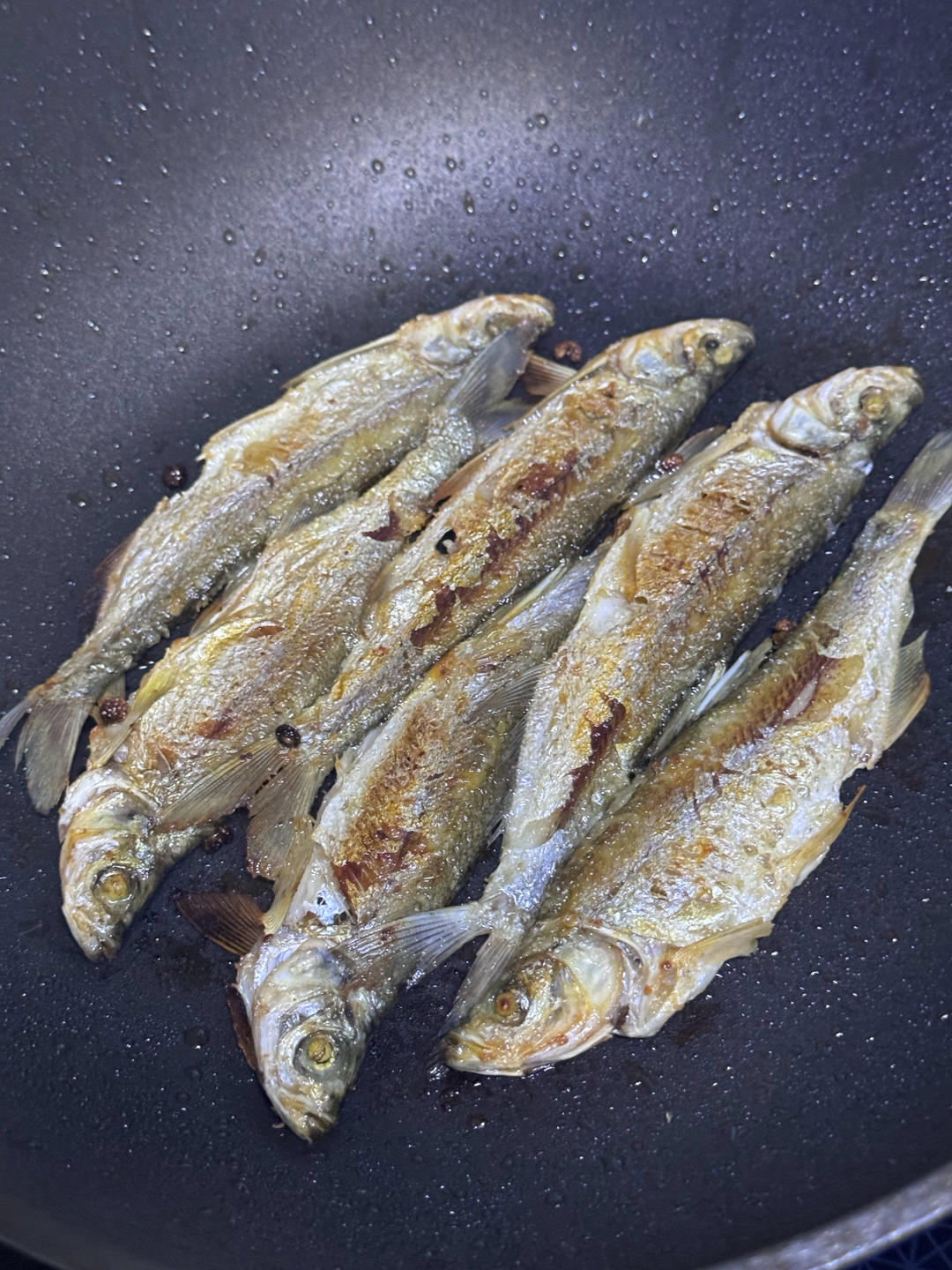 家乡美食香煎刁子鱼