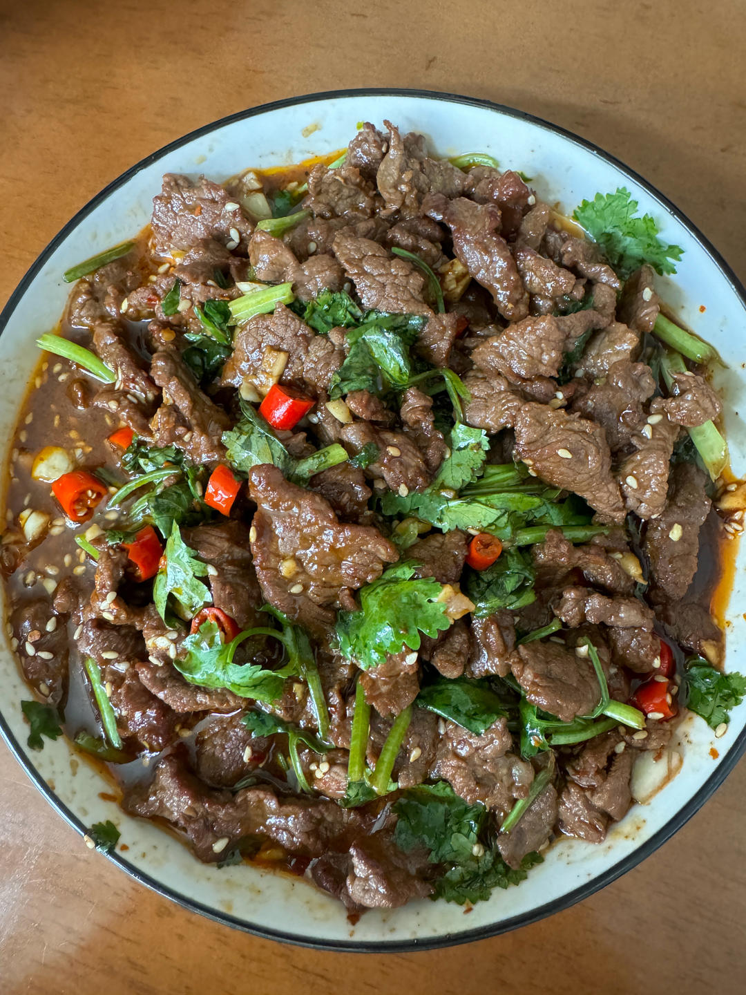 好吃到让人颤抖的香菜拌牛肉
