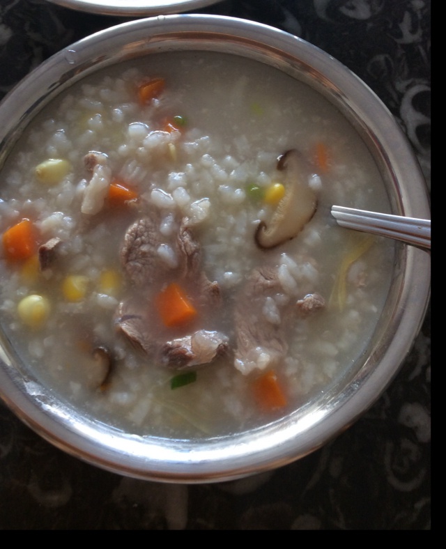 玉米胡萝卜香菇粥