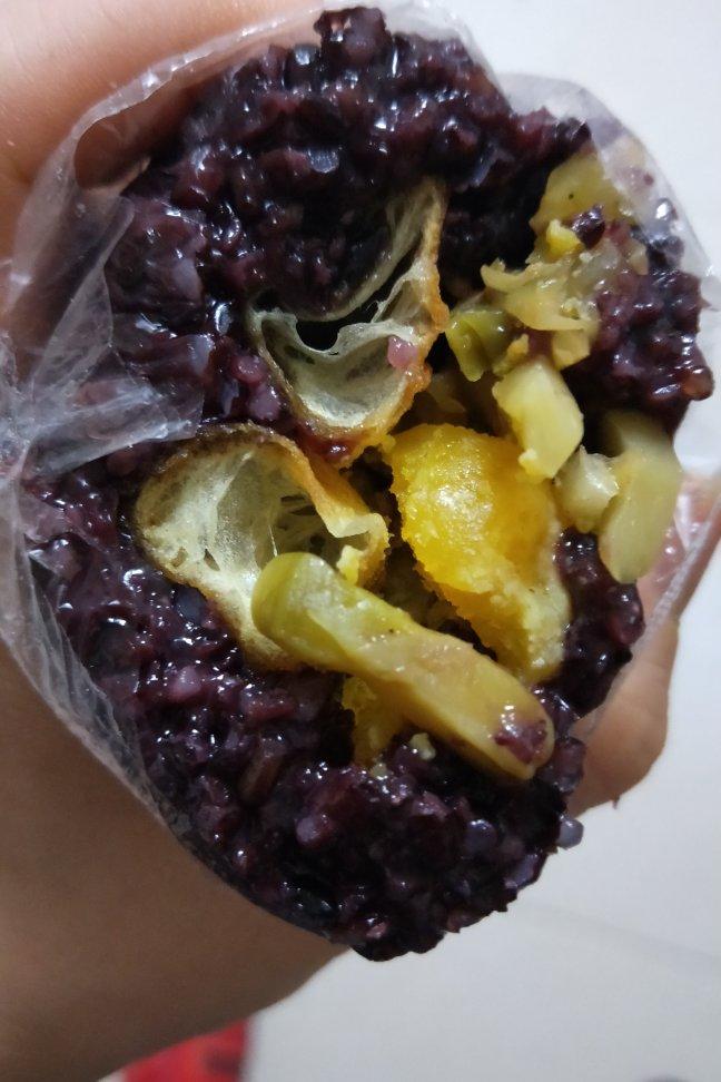 黑米粢饭团