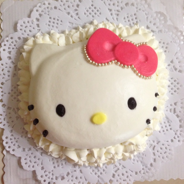 酸奶慕斯HelloKitty蛋糕