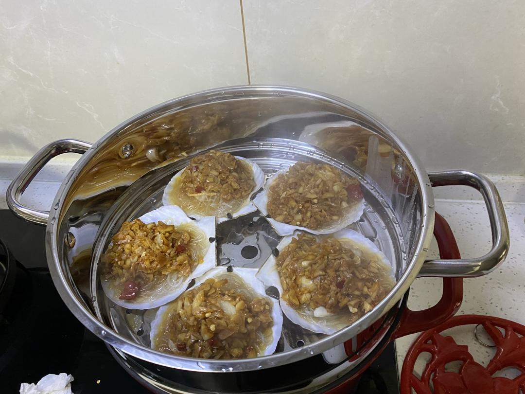 蒜蓉粉丝蒸扇贝