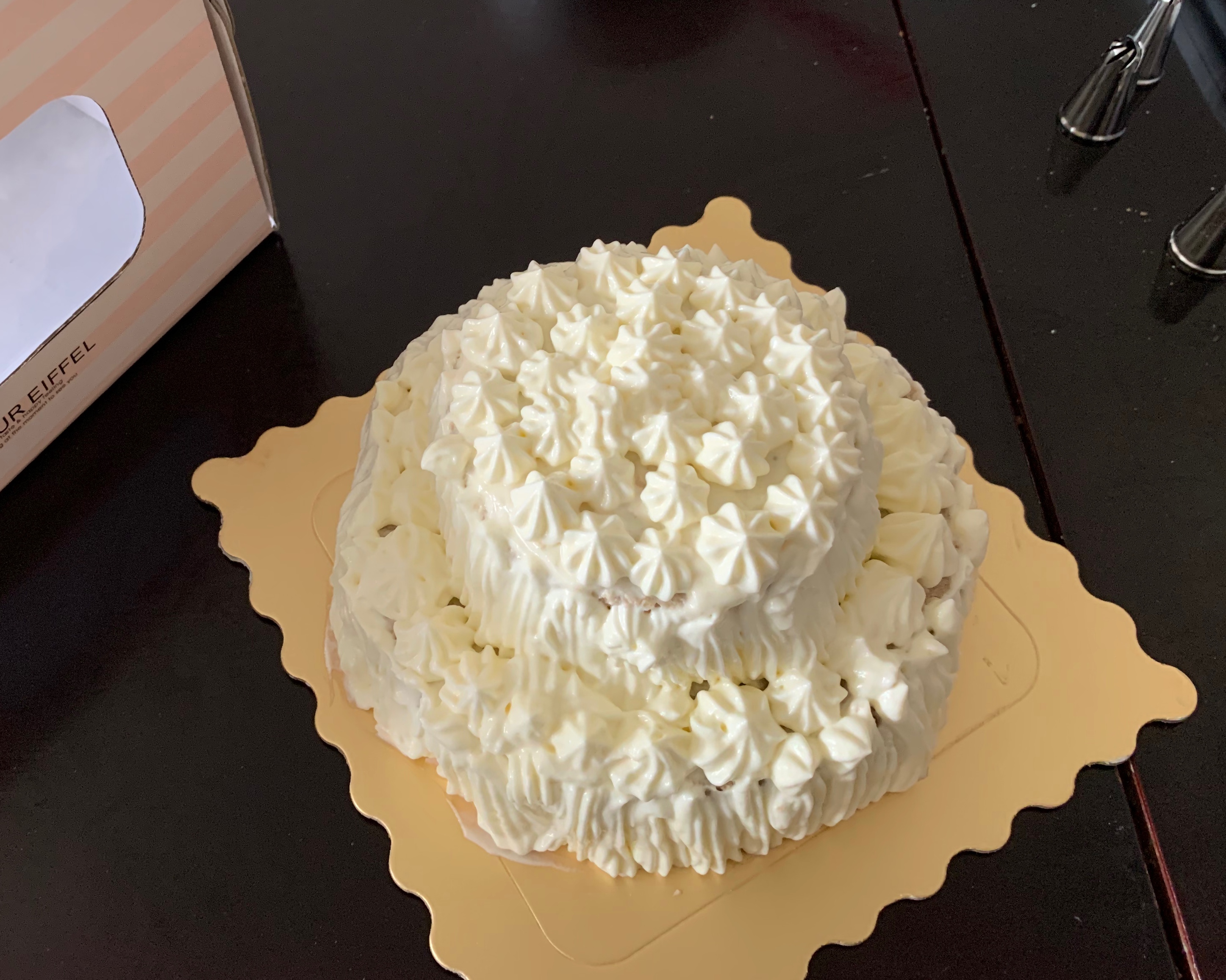 奶油裱花蛋糕的做法