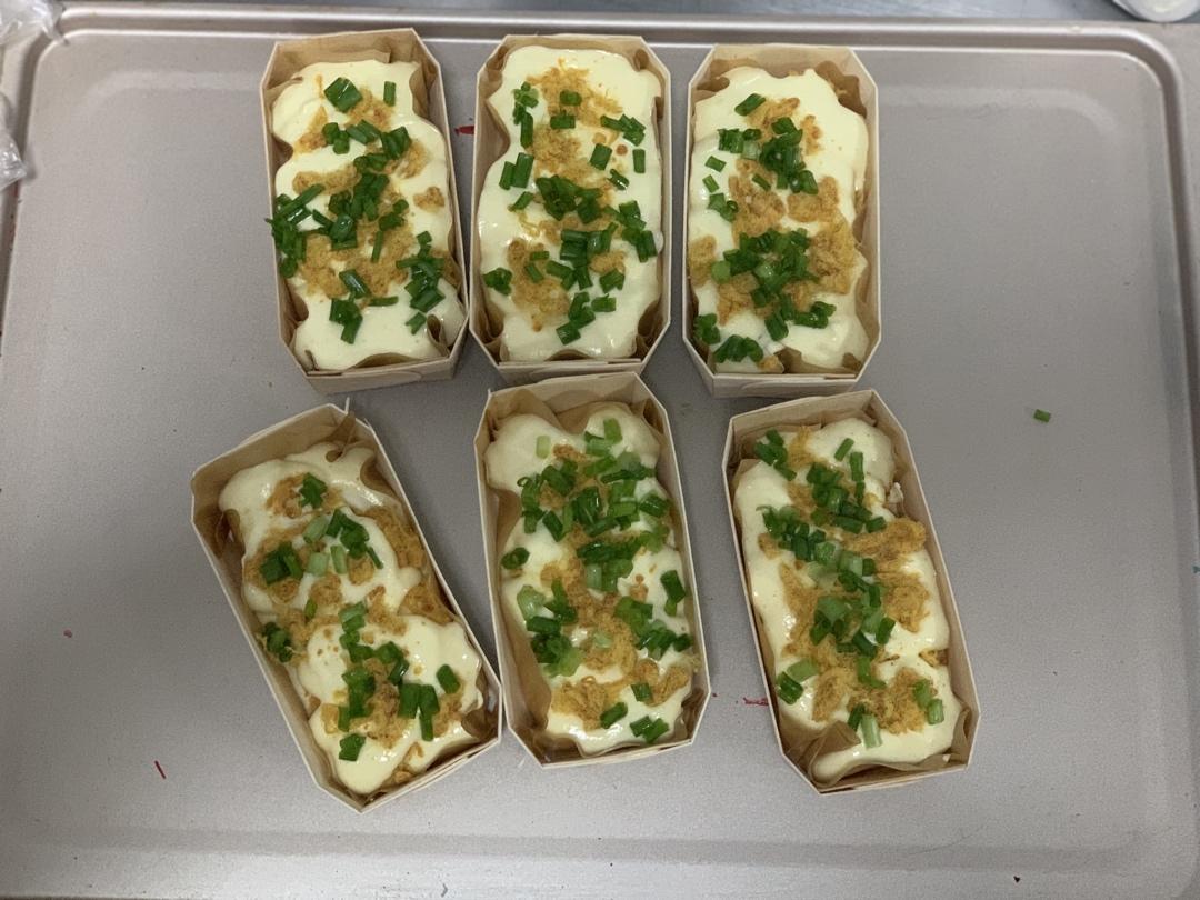 万用方子‼️口感滋润的酸奶&肉松沙拉夹心小蛋糕🍰