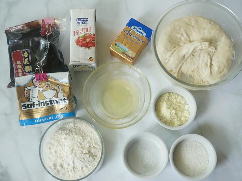 纯奶手撕吐司的做法 步骤1