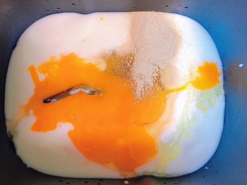 纯奶手撕吐司的做法 步骤1