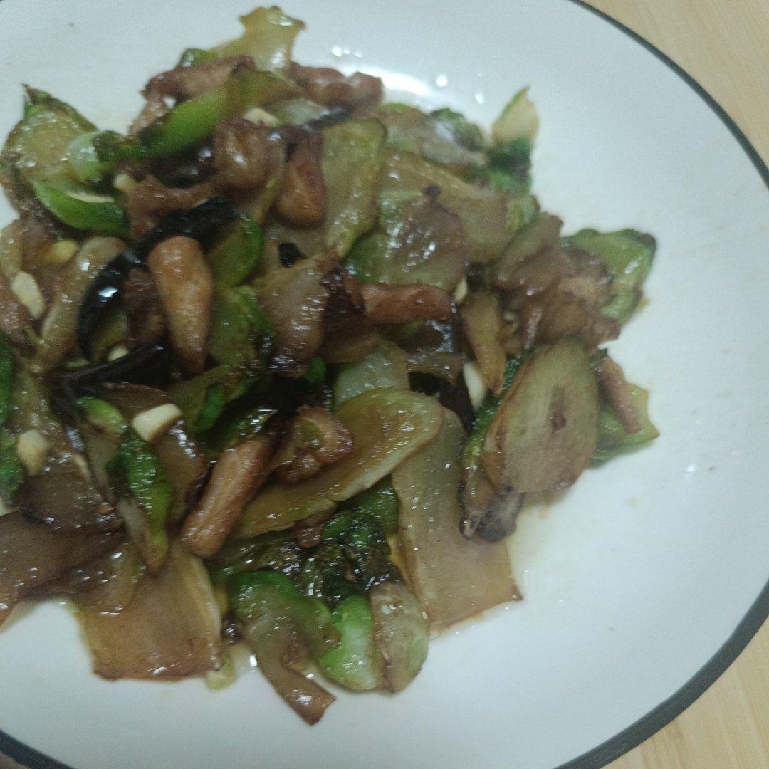 儿菜炒肉