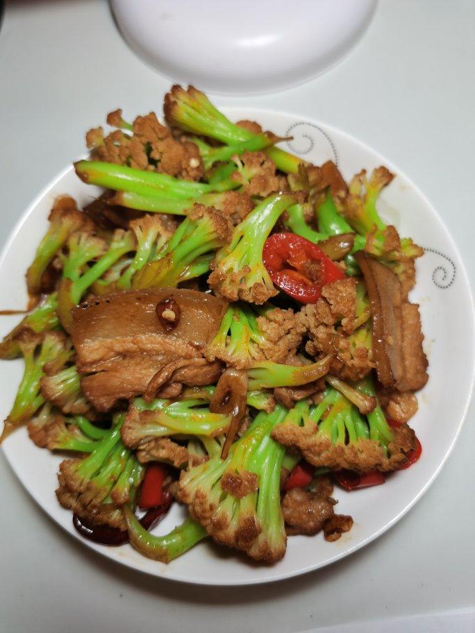 老丁的私房菜-干锅花菜