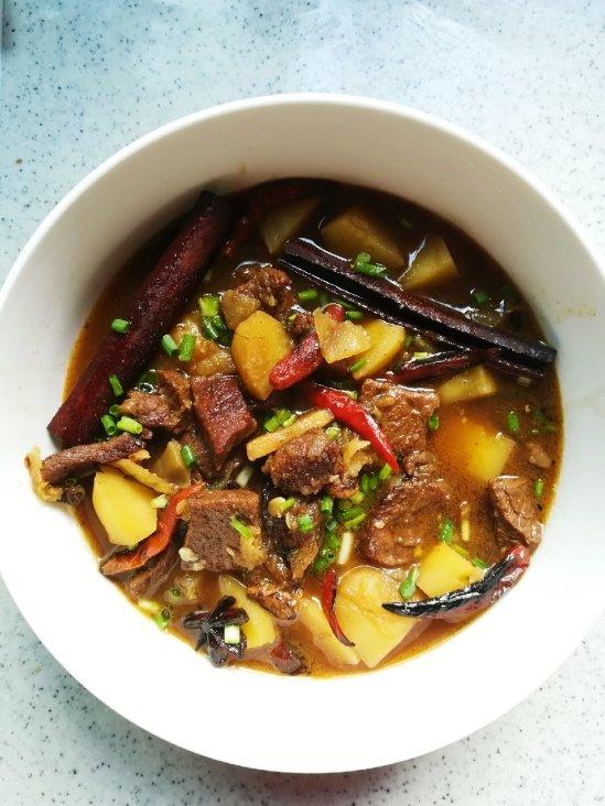 土豆炖牛肉